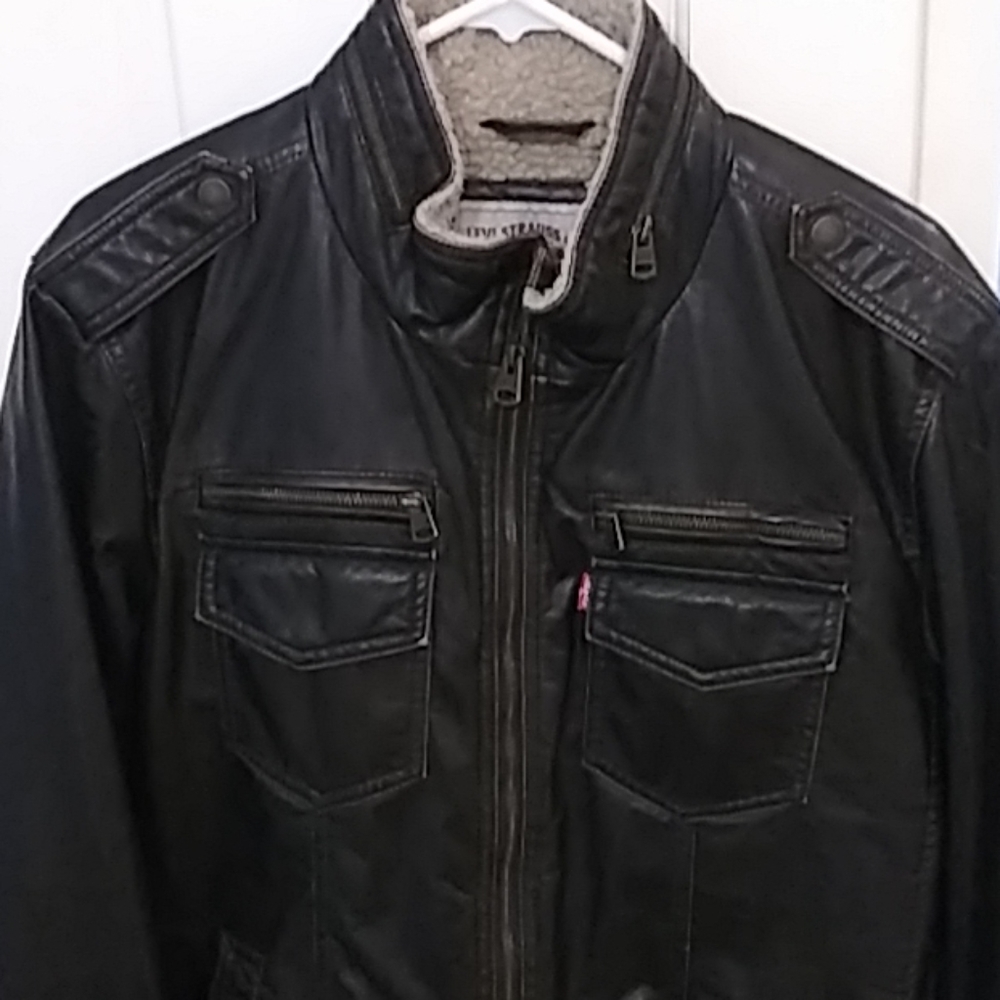 Levis jacket - Picture 3 of 4